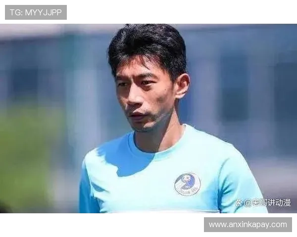 51岁国足名宿回击批评声称无畏白旗倒下 51岁国足名宿回击批评声称无畏白旗倒下